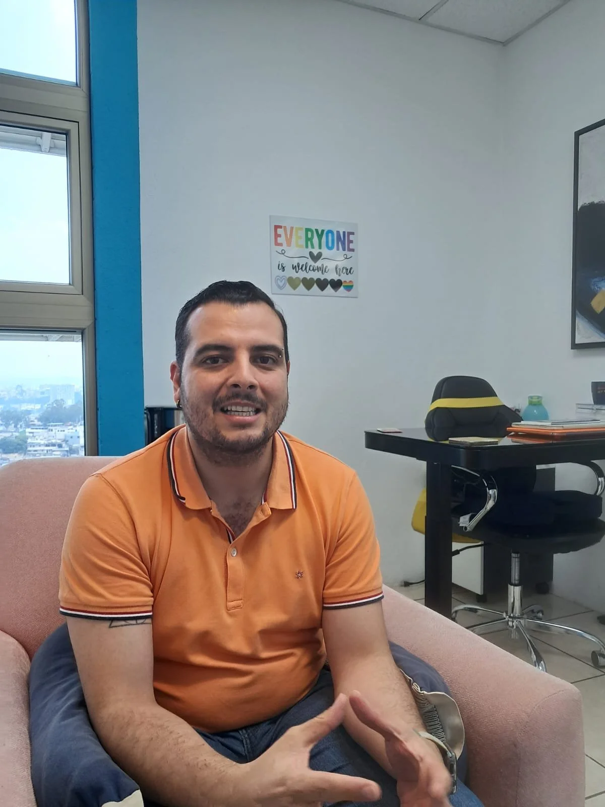  En Guatemala, antes de 2018, no existía ningún curso donde las y los profesionales de la salud mental pudieran documentarse sobre la terapia afirmativa de Género. Foto: Violeta Cetino 